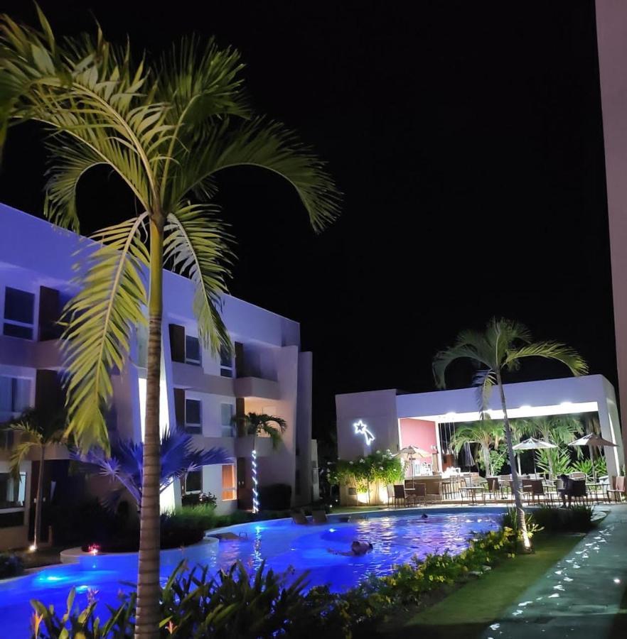 Guarajuba, Porto Smeralda, 02 Suites Екстер'єр фото